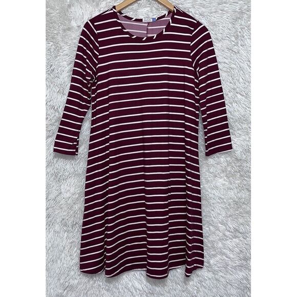 Yarn & Sea Dresses & Skirts - Yarn & Sea 3/4 Sleeve Burgundy Striped Relaxed Fit Mid Dress Small 4-6